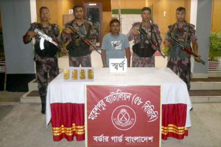 চুয়াডাঙ্গার জীবননগরে স্বর্ণের বারসহ কারবারি আটক 